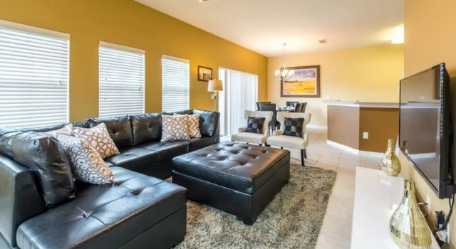 Pet Friendly & Beautifully Furnished! 4 Bedroom Home, Varaa Hotelli Kissimmee Kissimmee