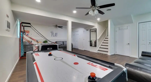 Коттедж 2 Game Rooms! Family Poconos Home 9 Mi to Slopes