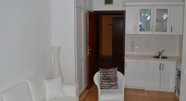 Апартаменты Standard Persey Flora Apartments