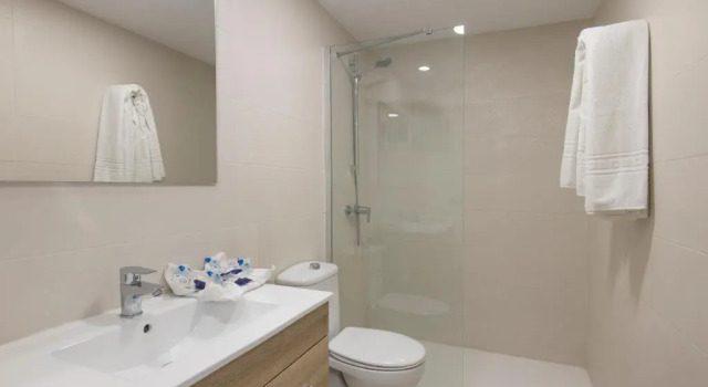 Люкс Aparthotel BCL Levante Lux