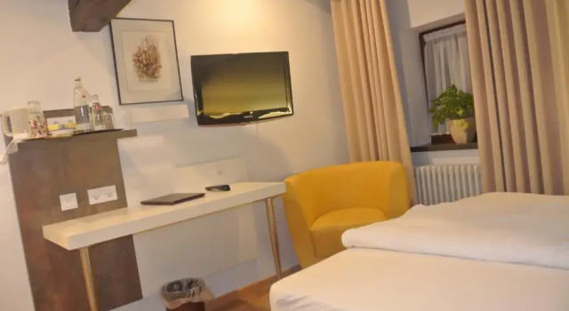 Двухместный номер Standard Hotel-Restaurant Goldenes Lamm