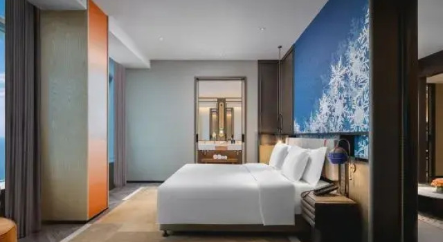 Люкс c 1 комнатой с видом на море Hotel Indigo Yantai Golden Coast by IHG