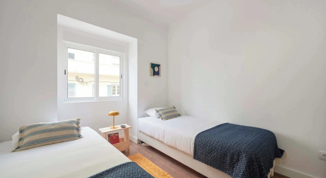 Spacious & Light Filled 4Br Apartment By Timecoler, Rezerwuj Apartament Amadora Lisbon Region