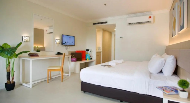 Двухместный номер Deluxe SWISS AVENUE HOTEL