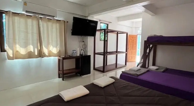 Семейный номер Standard с балконом Paradise Bungalows
