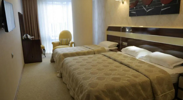 Трёхместный номер Classic Armin Hotel