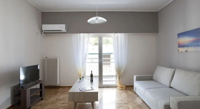 Zan Moreas A Simple & Minimal Apartment