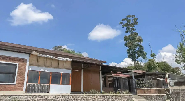RedDoorz Resort near Darajat Garut