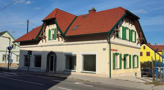 Graz Ferienwohnung, Rezerwuj Hotel Hotele w Graz z parkingiem, Parking