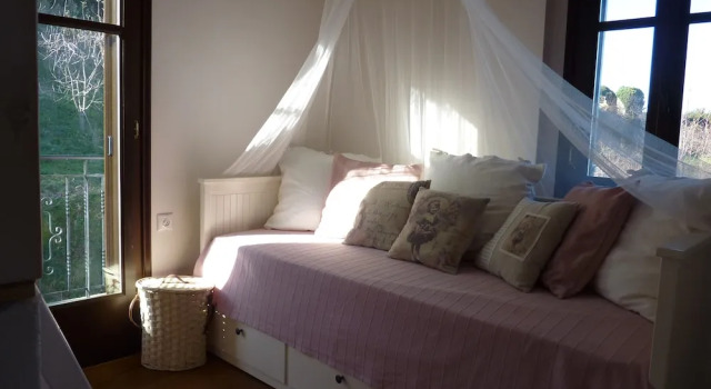 Villa Thea, Book Villa Chorefto 