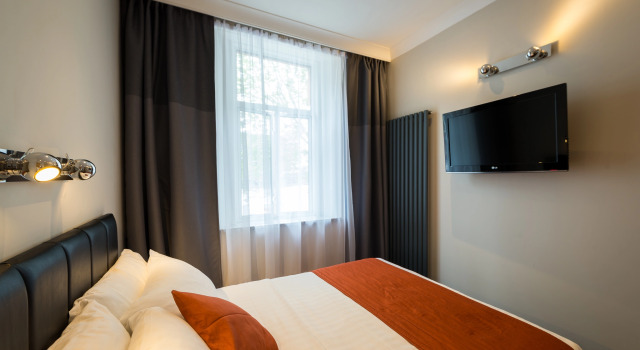 Двухместный люкс Adria Hotel