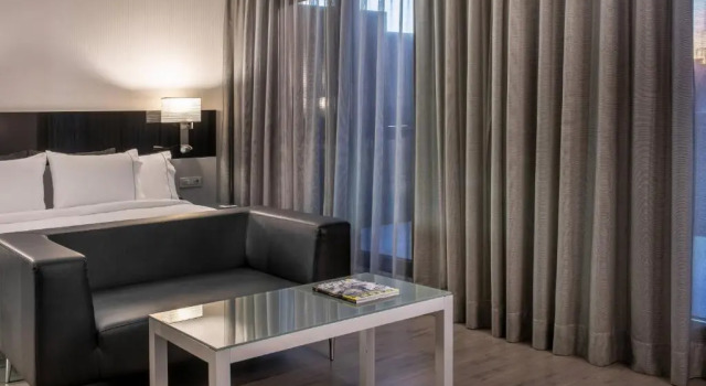 Двухместный номер Superior AC Hotel Atocha by Marriott