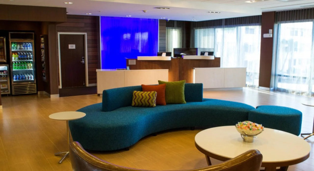 Wavecrest Lodge, Varaa Hotelli Hotellit Emerald Coast uima-altaalla, Uima-allas