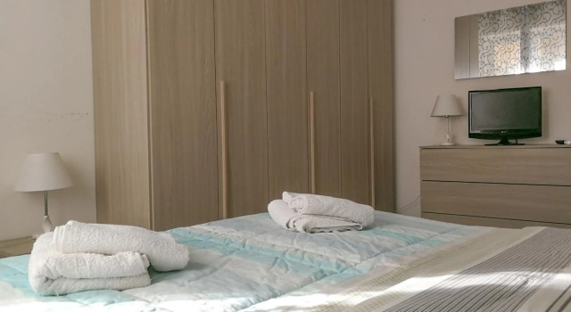 Metro Guest House, Buchen Sie Pension Fuorigrotta Neapel