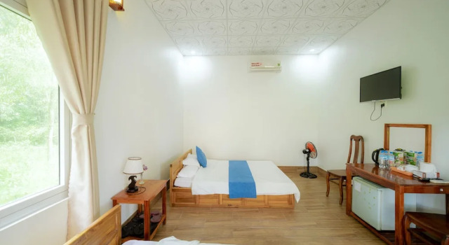 Семейный номер Standard с видом на внутренний двор Thai Tan Tien Bungalow