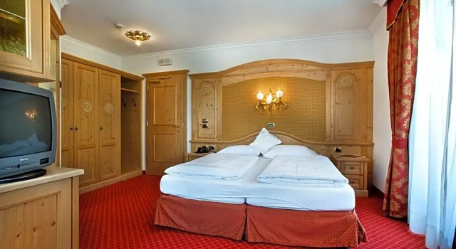 Hotel Garnì Serena, Забронировать Отель Отели Livinallongo del Col di Lana 3 звезды, 3*