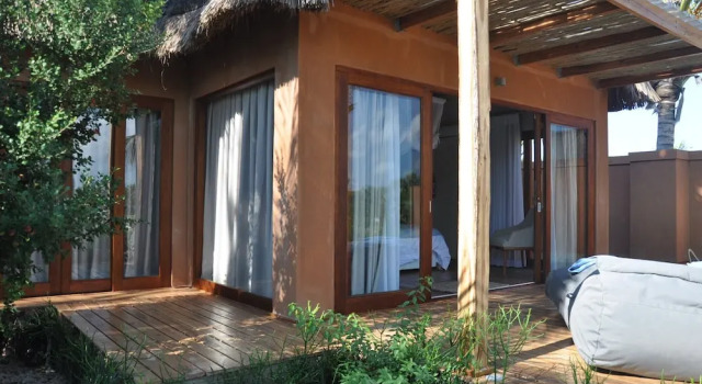 Executive Suite Eclectic Beach Retreat
