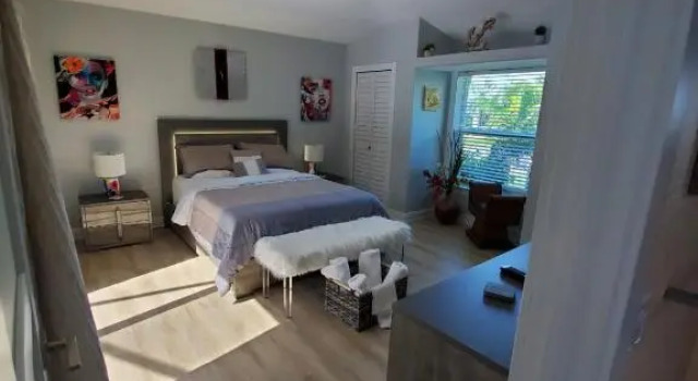 2 Private Cabanas with a private Pool and outdoor kitchen