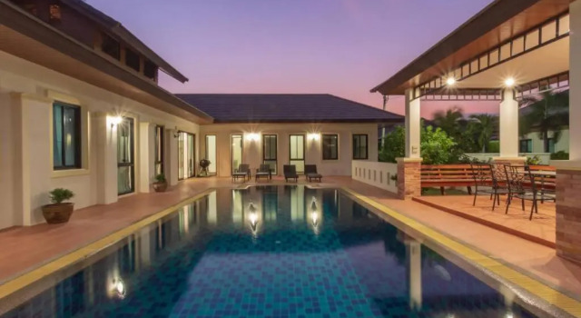 Коттедж Private 4 Bedroom Pool Villa! (NB6)