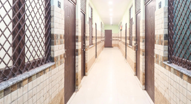 OYO Flagship 78167 Hotel Royal Castle