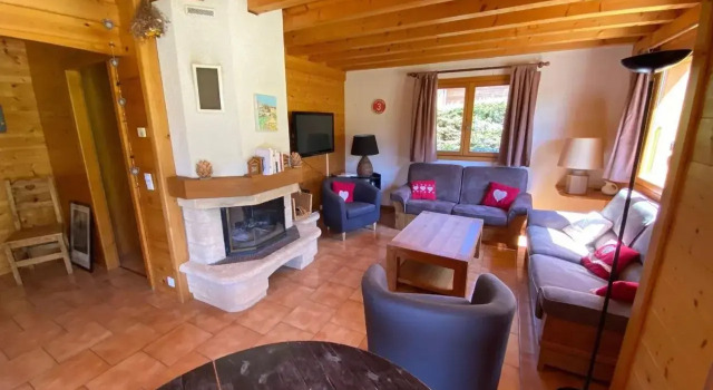 Chalet individuel avec cheminée et garage, 10 pers, La Clusaz - FR-1-459-2, Забронировать Шале Виллы Овернь-Рона-Альпы, Вилла