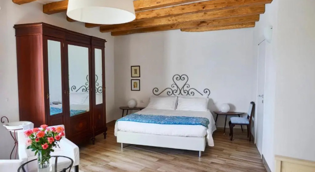 Полулюкс Santina Suites