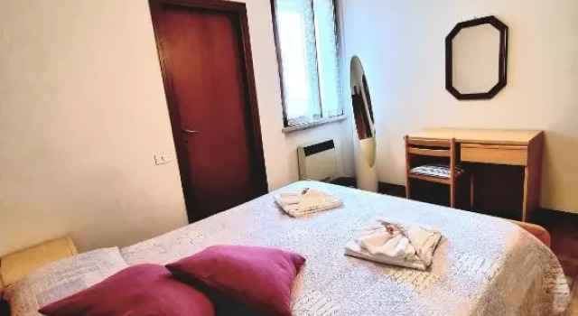 Apartament 1284, Забронировать Апартаменты/квартира Отели Торри-дель-Бенако с парковкой, Парковка