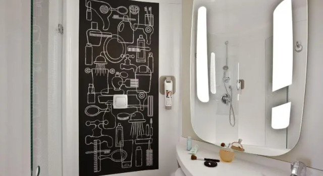 Трёхместный номер Standard ibis Paris La Defense Courbevoie