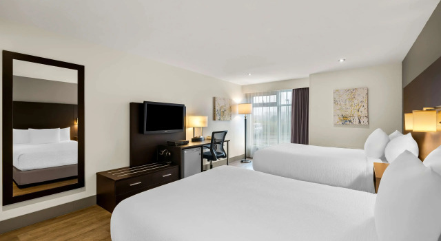 Четырёхместный номер Standard Best Western Hotel St. Jerome