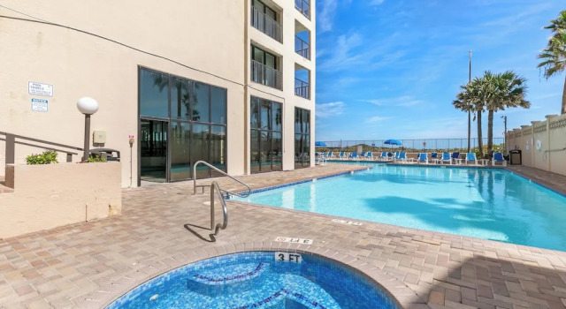 Resort Condo w/ Gulf Views: Suntide III - Unit 207, Book Ferieresort Resorthoteller i Padre Island, Ferieresort
