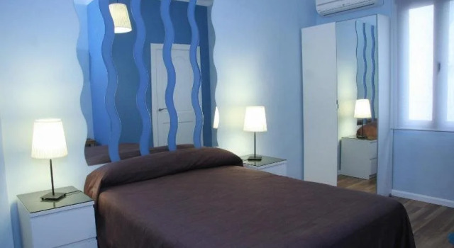 Room Pride Hostal, Забронировать Отель Мадрид Провинция Мадрид, рядом с Дом-музей Лопе де Вега