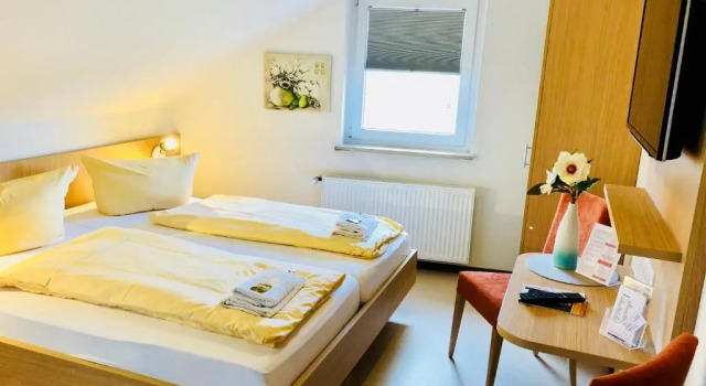 Номер Standard Hotel - Restaurant Hirschen - Werneths Landgasthof beim Europa- Park Rust