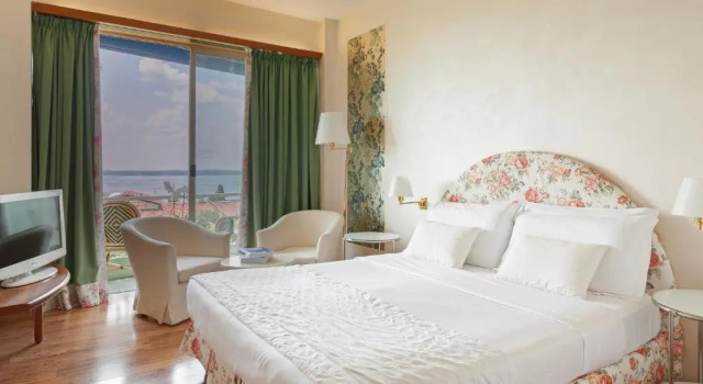 Двухместный номер Superior с видом на озеро Olivi Hotel & Natural Spa