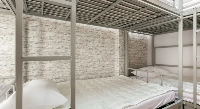 Minh Phuong-Hostel by OYO Rooms, Забронировать Отель Район 1 Хошимин, рядом с Парк Тао Дан