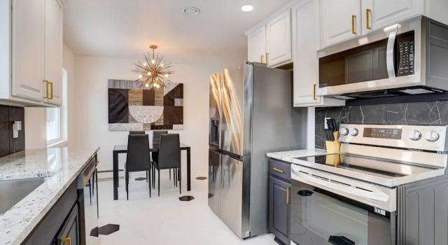 Коттедж Hopkins Vacation Rental ~ 12 Mi to Minneapolis