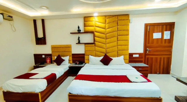 Hotel Royal Aanandam, Забронировать Отель Отели штата Махараштры 3 звезды, 3*