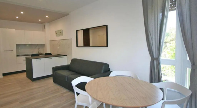 Ba - ARCO 5 - PREMIUM -, Book Lejlighed Hoteller i Friuli Venezia Giulia med parkering, Parkering