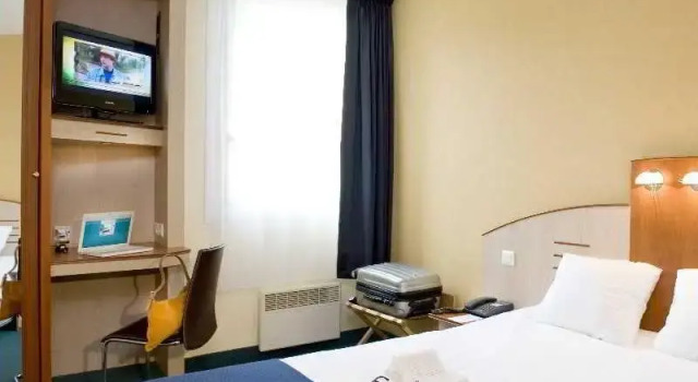 Holiday Inn Garden Court Brussels - Expo, Prenota Hotel Laken 