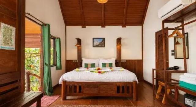 Коттедж Ting Rai Bay Resort