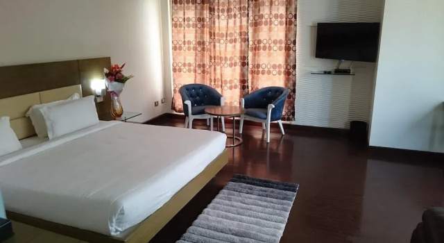 Одноместный номер Superior Rosewood International Hotel