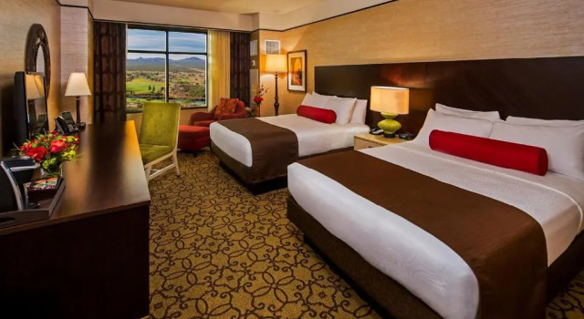 Четырёхместный номер Standard Casino del Sol Resort Tucson