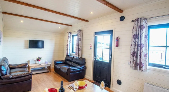 Drumhoney Holiday Park, Book Campingplads Hoteller i Fermanagh County med parkering, Parkering