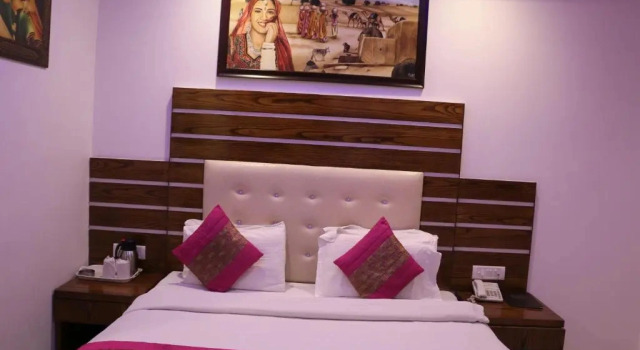 Двухместный номер Deluxe Hotel All Iz Well - Just a min away from New Delhi Railway Station