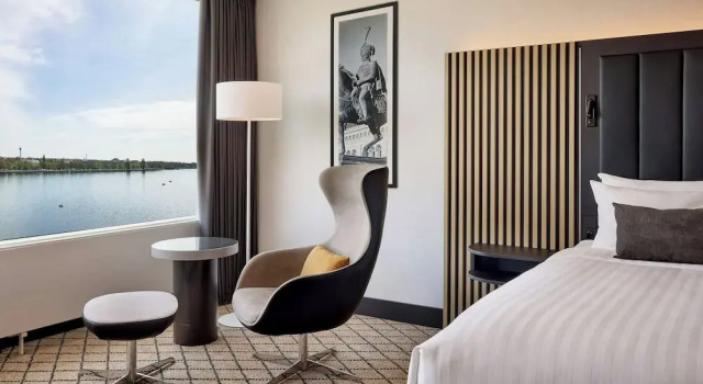 Двухместный номер Standard Courtyard by Marriott Hannover Maschsee