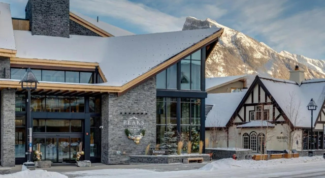 Peaks Hotel & Suites