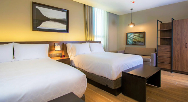 Четырёхместный люкс Staybridge Suites - Guadalajara Novena by IHG