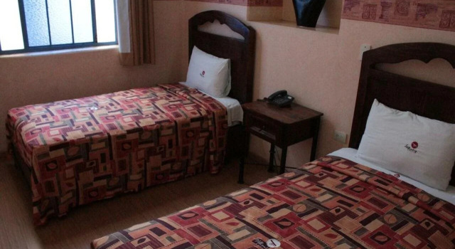 Hotel La Alhondiga, Rezerwuj Hotel Hotele w State of Puebla z parkingiem, Parking
