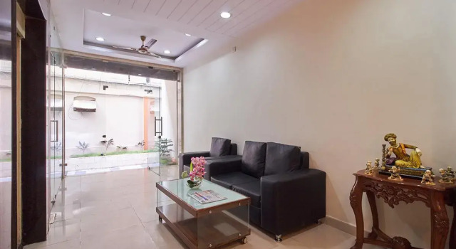 Hotel Celestee Grand, Rezerwuj Hotel Lakdi Ka Pul 