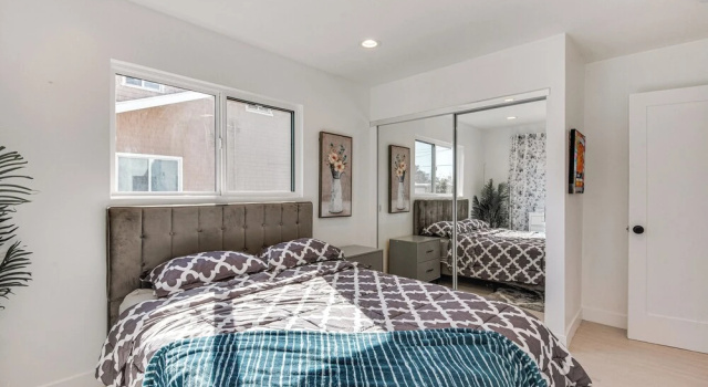 Коттедж с 4 комнатами 4 Mi to Sofi Stadium! 4BR Windsor Hills Retreat
