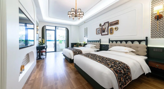 Двухместный номер Standard с балконом и с видом на улицу Vishan Garden Trendy Hostel